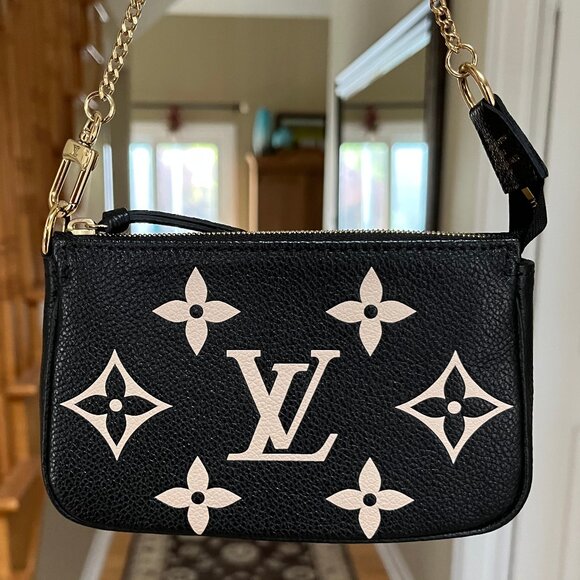 Louis Vuitton Mini Pochette Empreinte Embossed Leather - Authentic - Picture 5 of 17